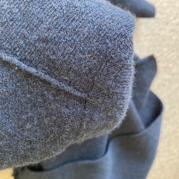 Akris 100% Cashmere Crew Neck Sweater in blue - Picture 12 of 15